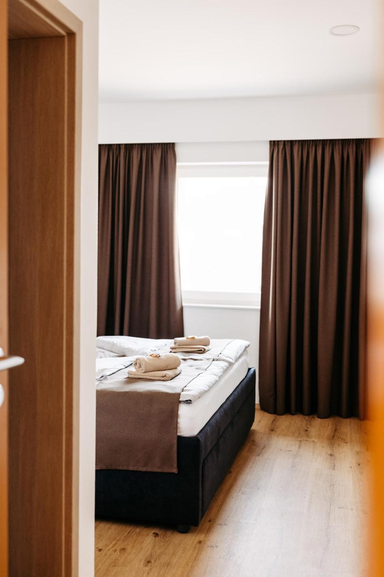 Hotel Murat Ptuj Ngoại thất bức ảnh