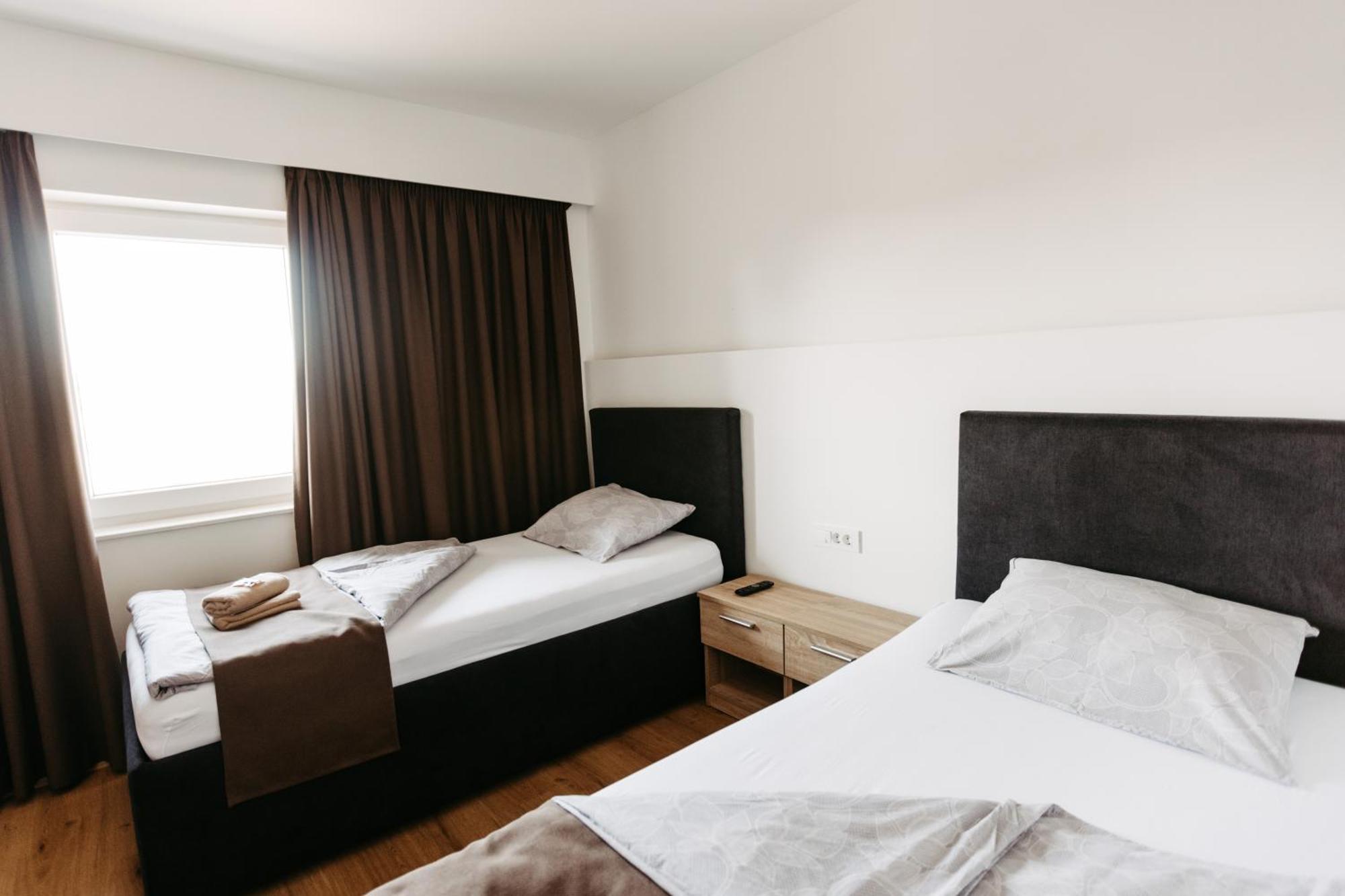 Hotel Murat Ptuj Ngoại thất bức ảnh
