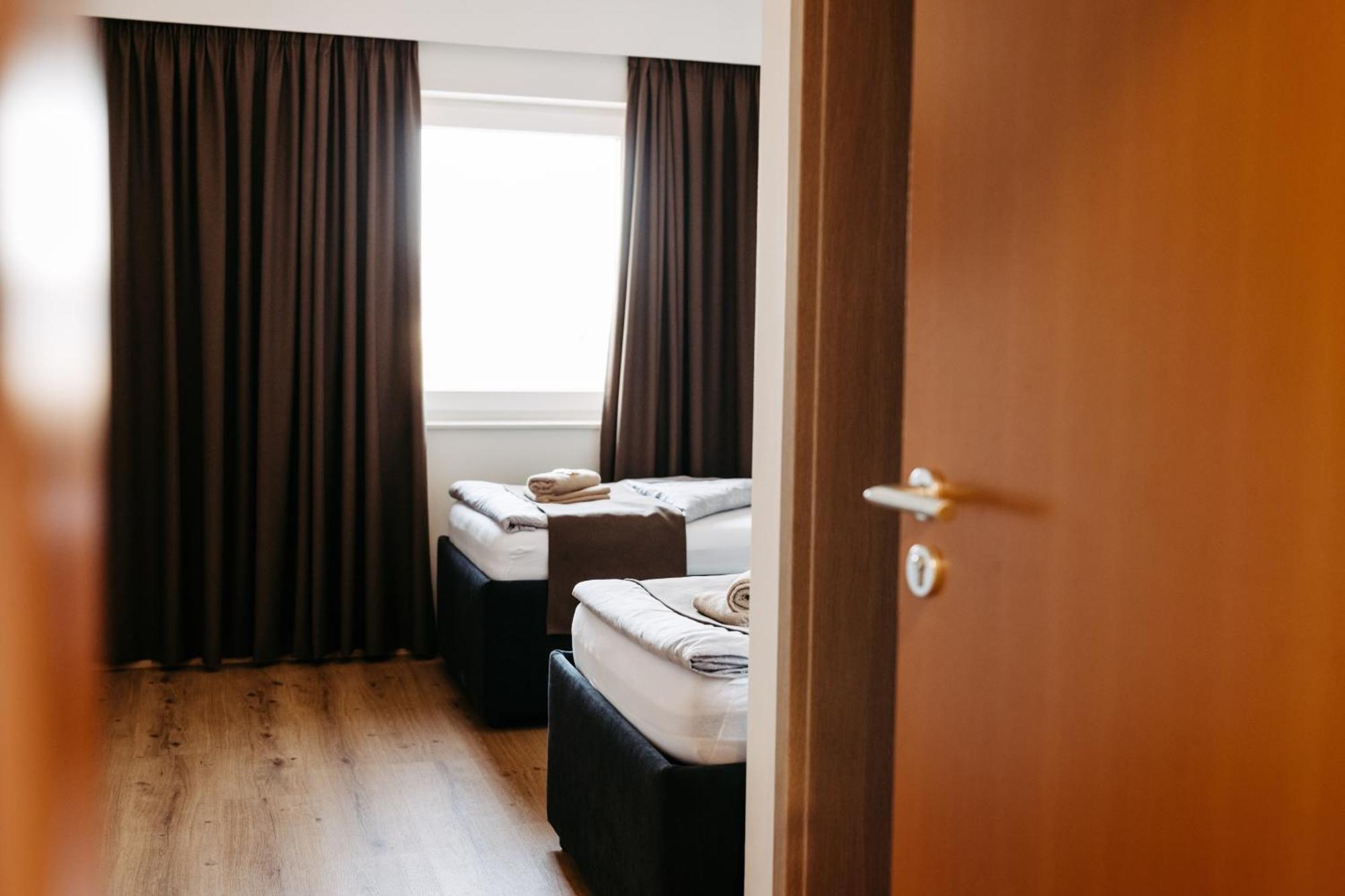 Hotel Murat Ptuj Ngoại thất bức ảnh