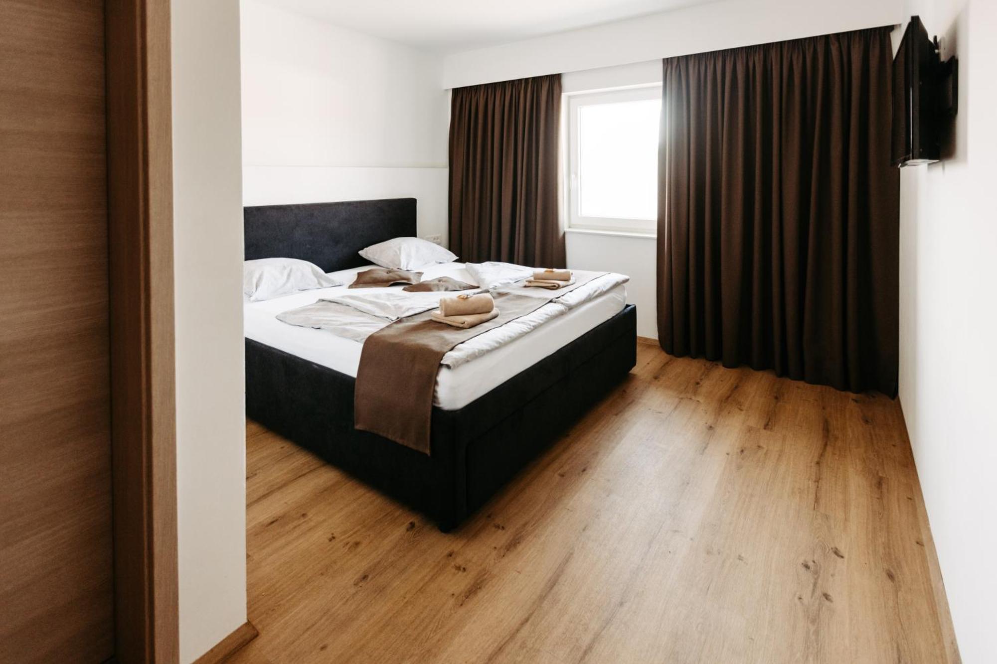 Hotel Murat Ptuj Ngoại thất bức ảnh