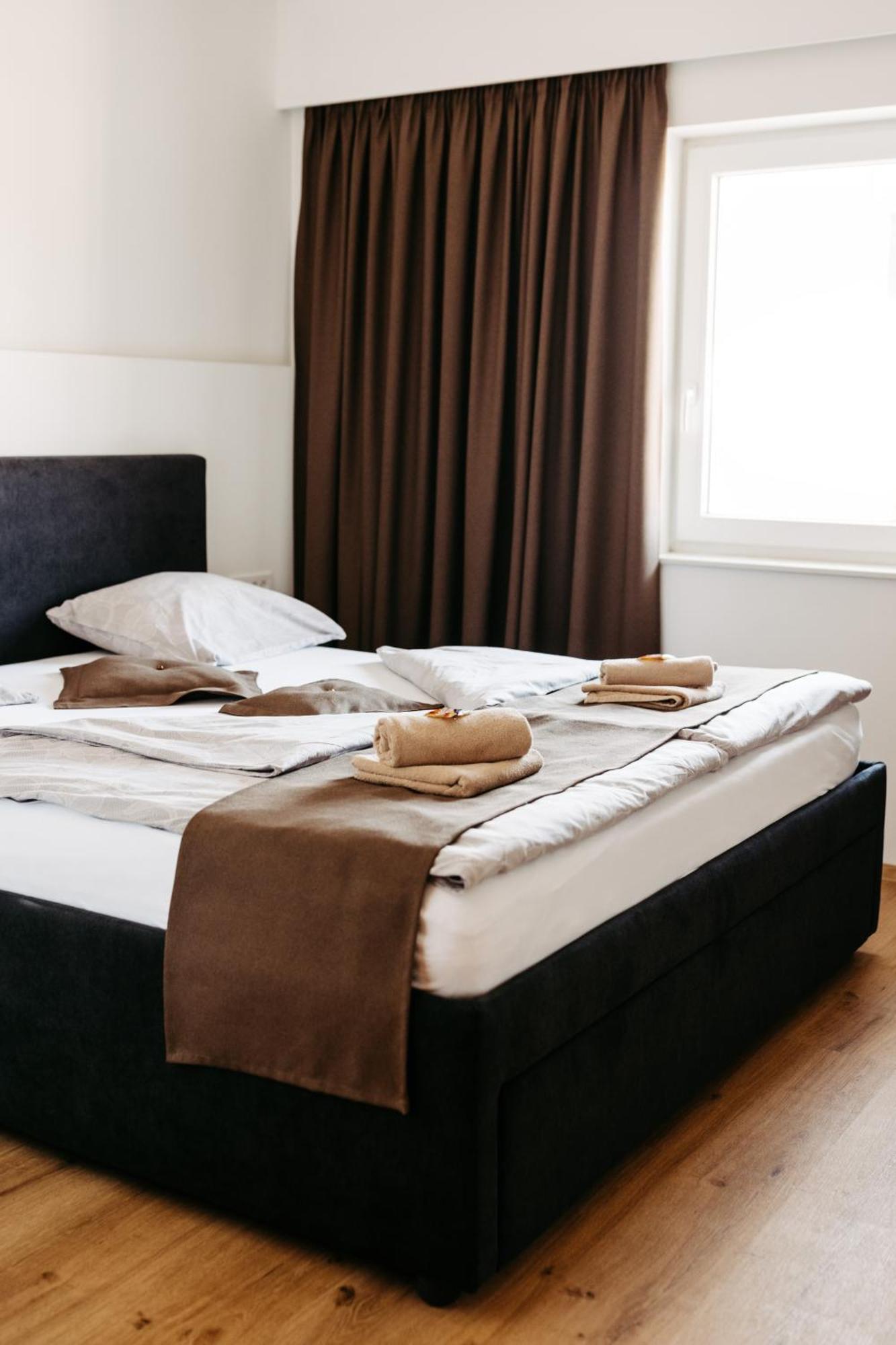Hotel Murat Ptuj Ngoại thất bức ảnh