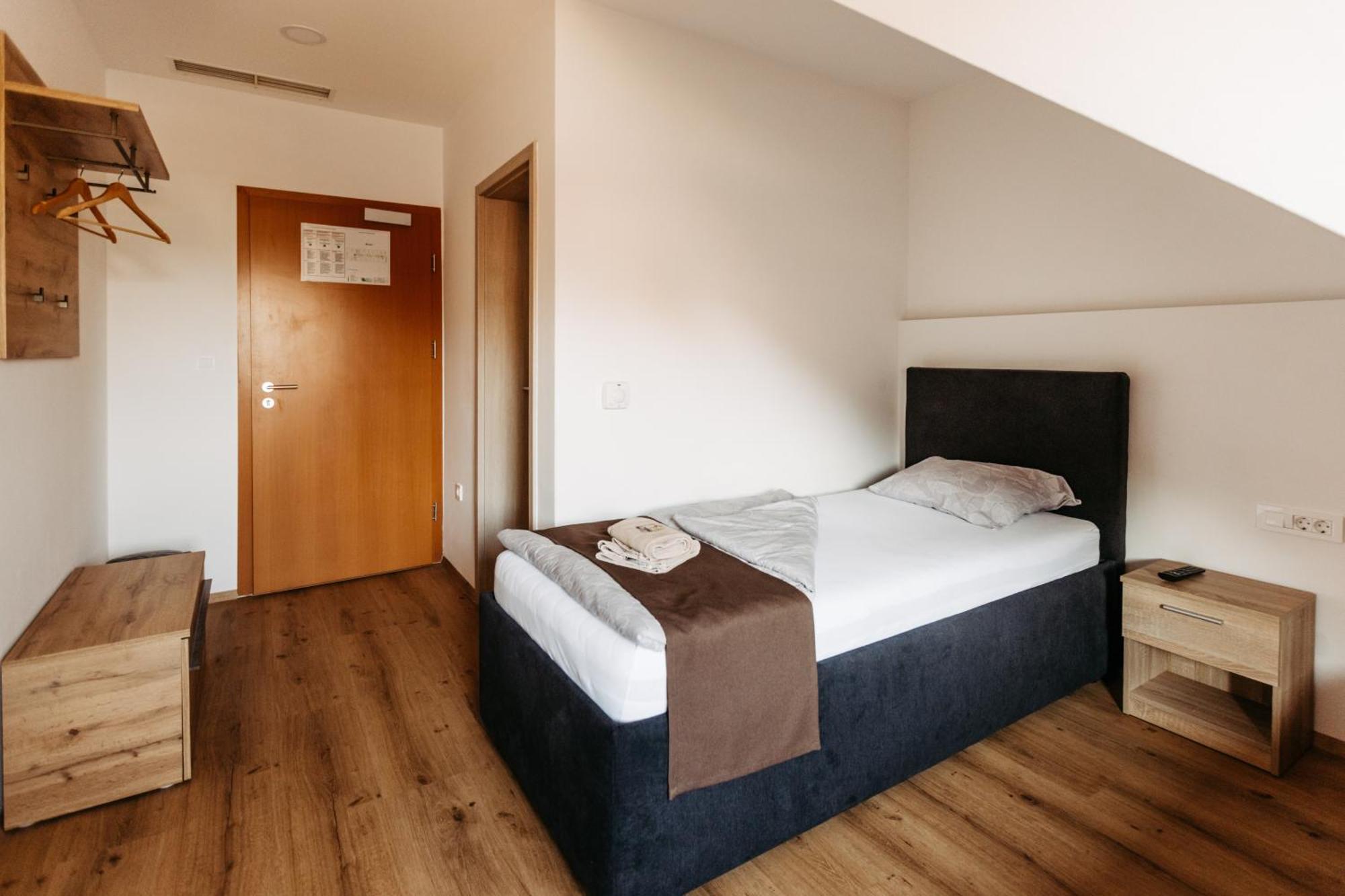Hotel Murat Ptuj Ngoại thất bức ảnh