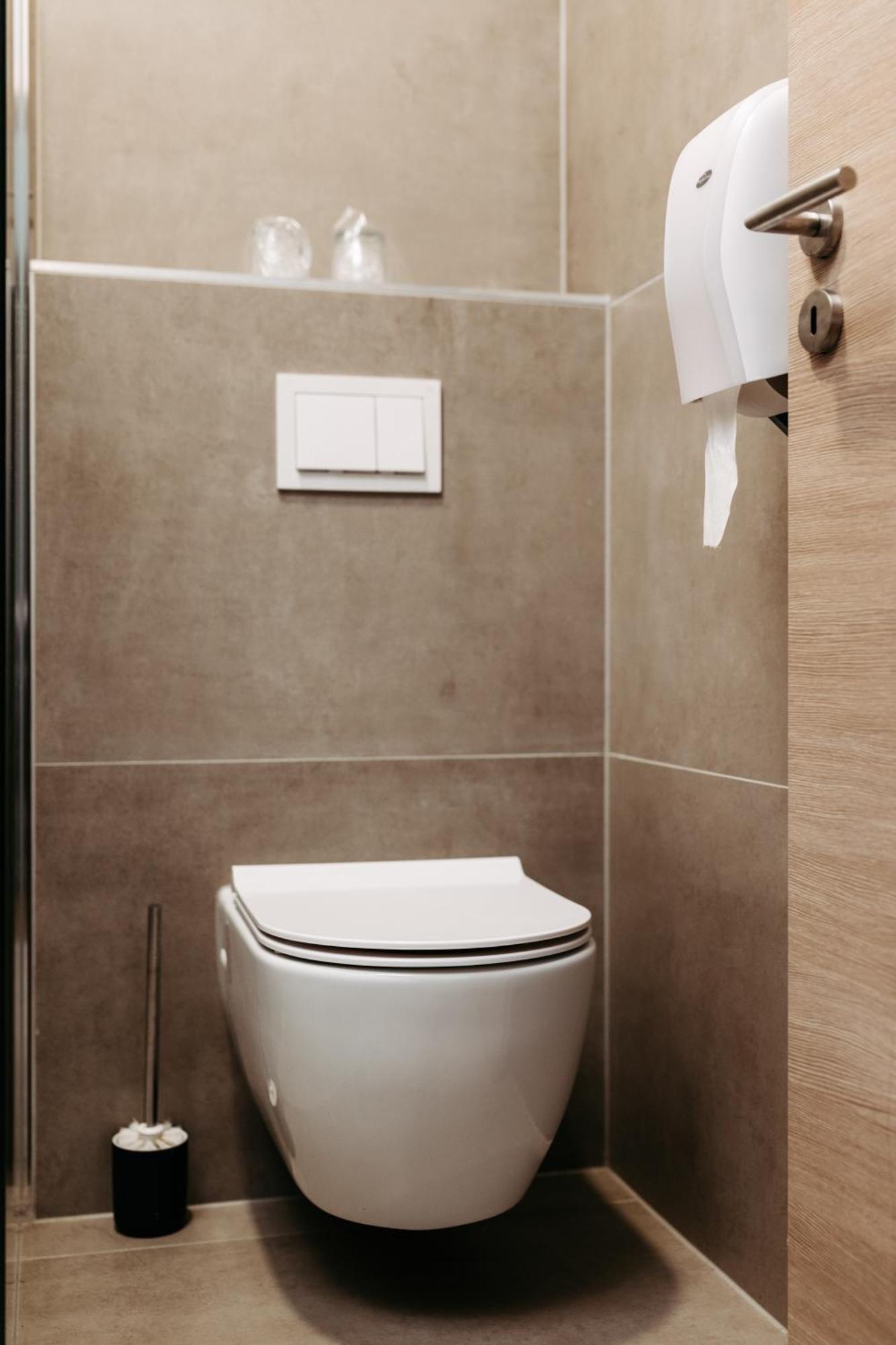 Hotel Murat Ptuj Ngoại thất bức ảnh