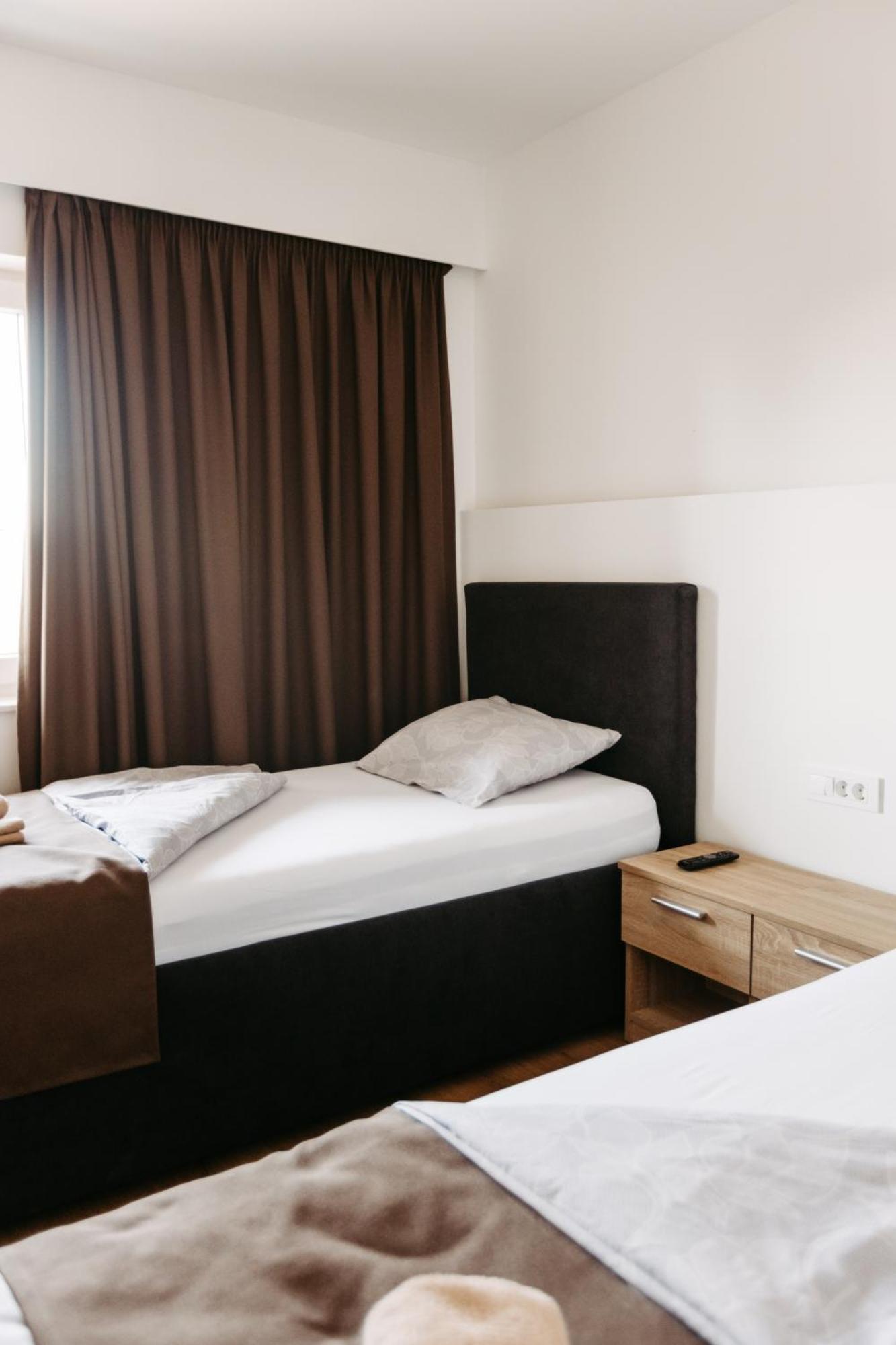 Hotel Murat Ptuj Ngoại thất bức ảnh